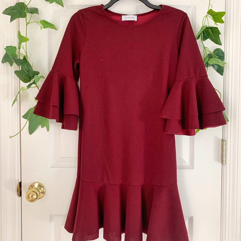 Gorgeous red ruffled dress!